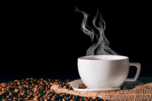 Descubra 10 benefícios do café pela manhã. Descubra!